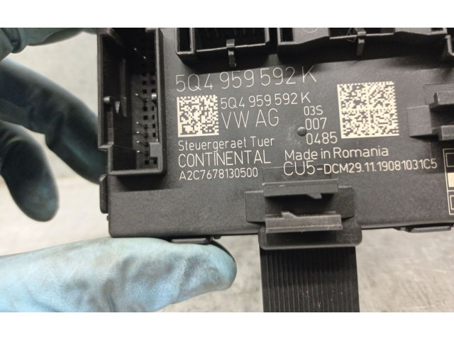 Блок комфорта 5Q4959592K, A2C7678130500   Skoda Octavia Mk4   