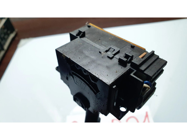 Ручка стеклоочистителей Mitsubishi Galant