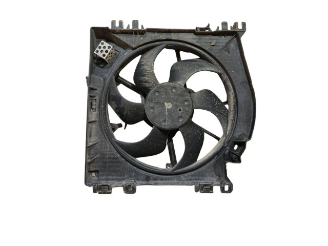 Вентилятор радиатора     7701068310, 8200966248    Renault Clio III 