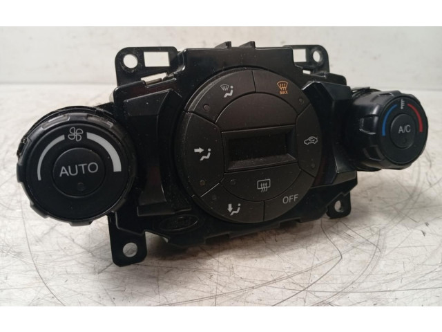 Блок управления климат-контролем 8A6T18C612 Ford Ecosport