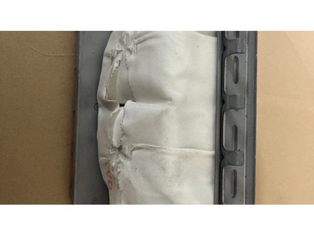 Подушка безопасности пассажира 7030A071 Mitsubishi Lancer Evolution