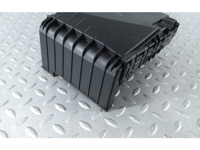 Pojistková skříňka 3C0937125A Volkswagen Tiguan 2008