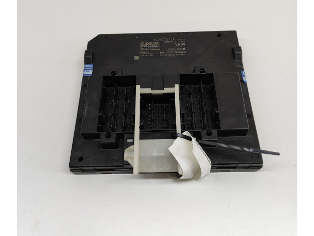 Блок комфорта 5Q0937084EA, A3C07348801 Audi Q2 -