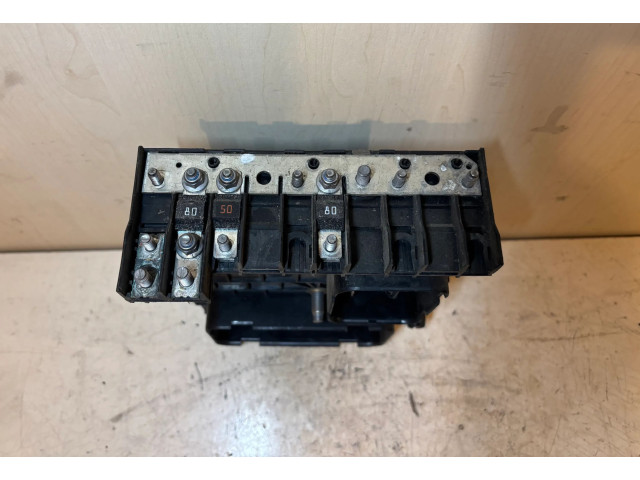 Pojistková skříňka 1K0937124P Skoda Octavia Mk2 (1Z) 2006