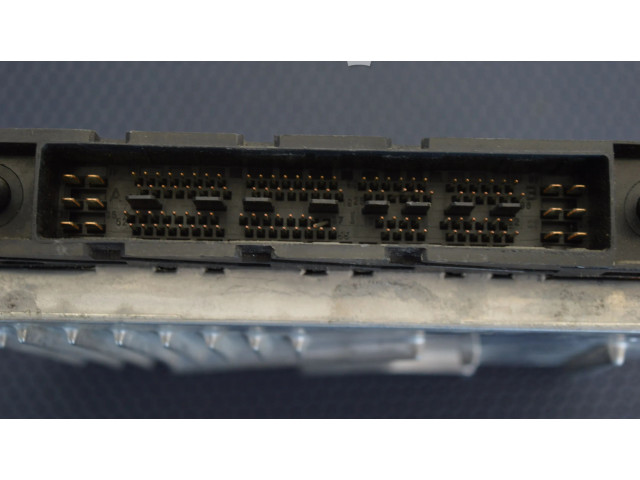 Блок управления двигателя    Volvo V70