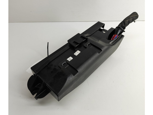 Блок предохранителей 31473884, 8888347820 Volvo XC40