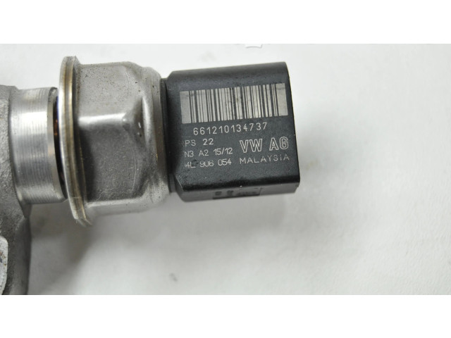 Топливная рампа Audi A1 для двигателя CFHB