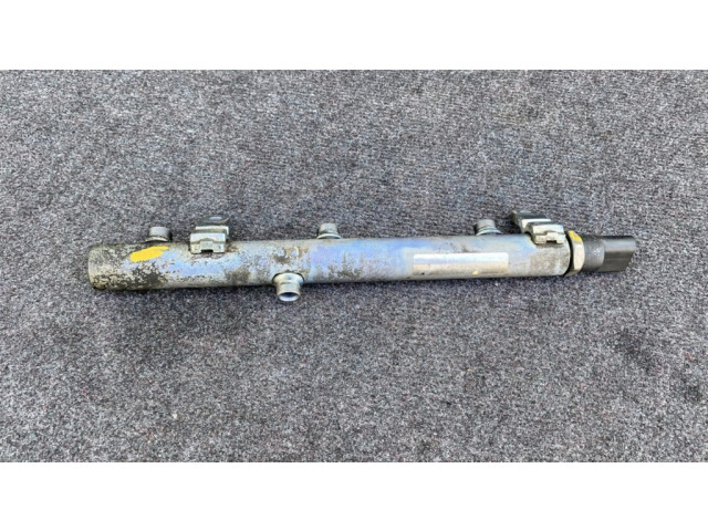 Магистральная трубка топлива