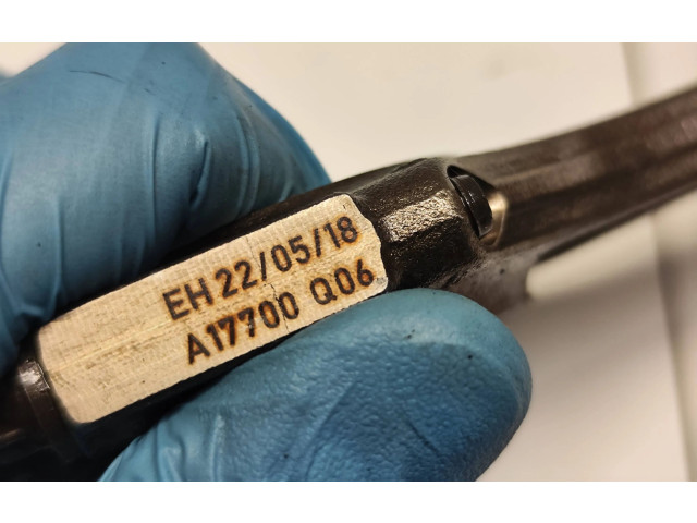 Píst A17700Q06, A17700 Mercedes-Benz C AMG W205