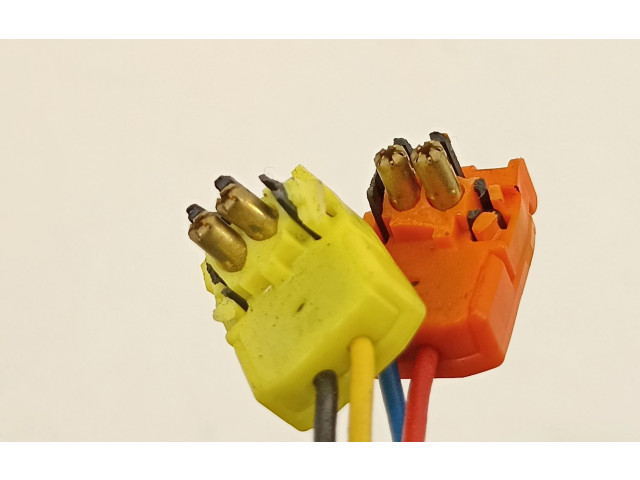 Подушка безопасности водителя DE4H66CS0 Mazda CX-3