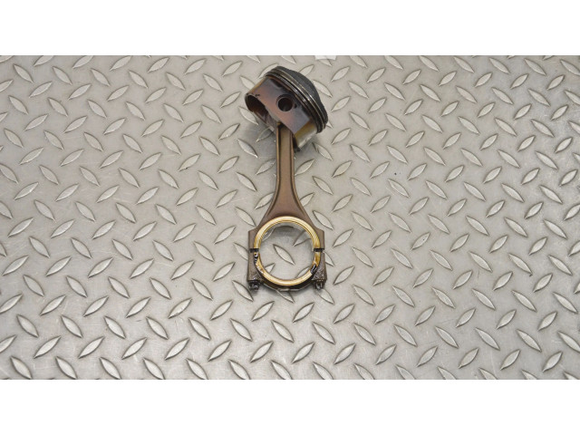  Поршень AUK 06EA  Audi A6 S6 C6 4F  