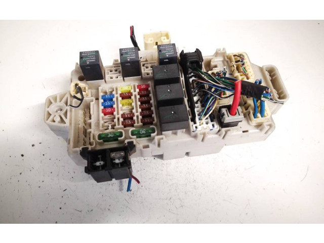 Блок предохранителей 504080484, 50408-0484 Mitsubishi Outlander