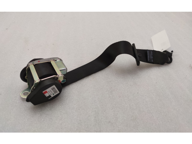 Задний ремень безопасности