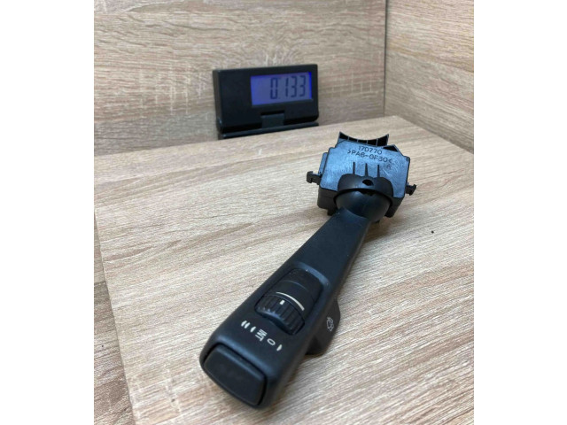 Ручка стеклоочистителей 17D770   Volvo C70