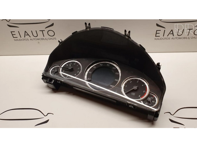 Přístrojová deska Mercedes-Benz E AMG W212 2011 A2C53299345, A2C53279093