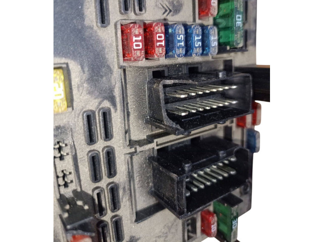 Блок предохранителей 9646405280, BSMB3   Peugeot 406    