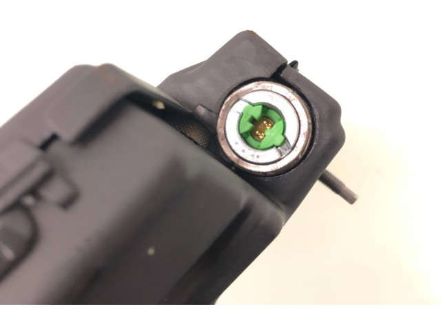 Подушка безопасности в сиденье 30715729, 30715729   Volvo V70