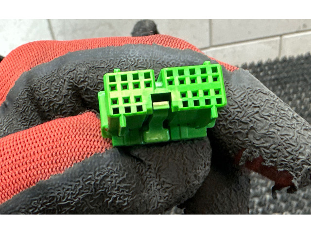 Зеркало электрическое Volvo S60 2011 - 2013 года