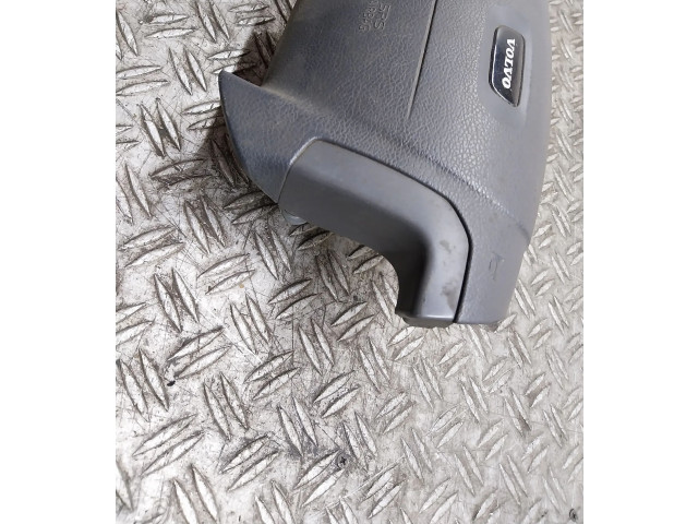 Подушка безопасности водителя    Volvo V70