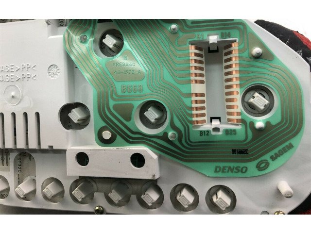 Панель приборов 431579A, K3927   Mitsubishi Delica       