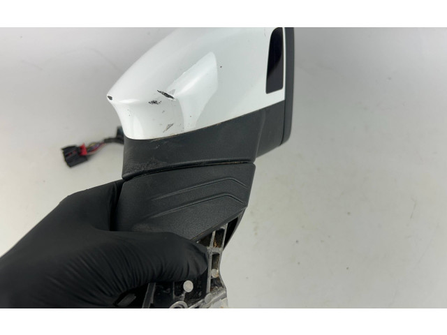 Зеркало электрическое Volkswagen Golf VIII 2019 - года