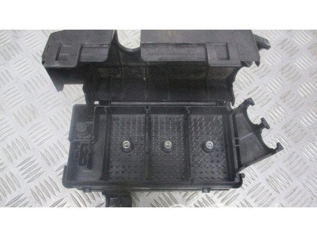 Блок предохранителей HCCD316MA5AA, F00S3B2272 Hyundai Santa Fe