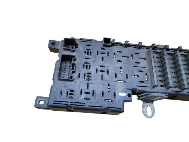 Блок предохранителей 9452993, 518322110 Volvo S60