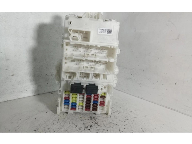 Блок предохранителей 74704936B   Honda Jazz    