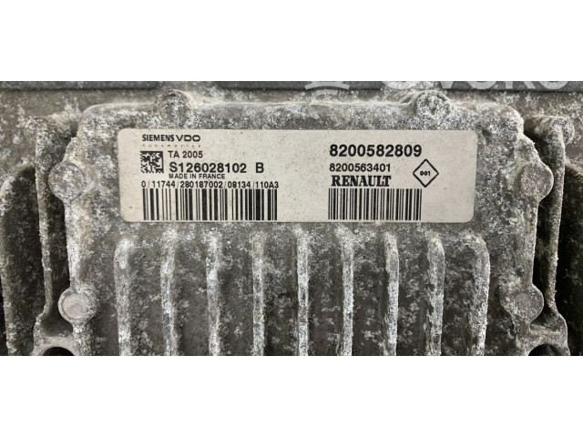 Комплект блоков управления 8200504593   Renault Clio III