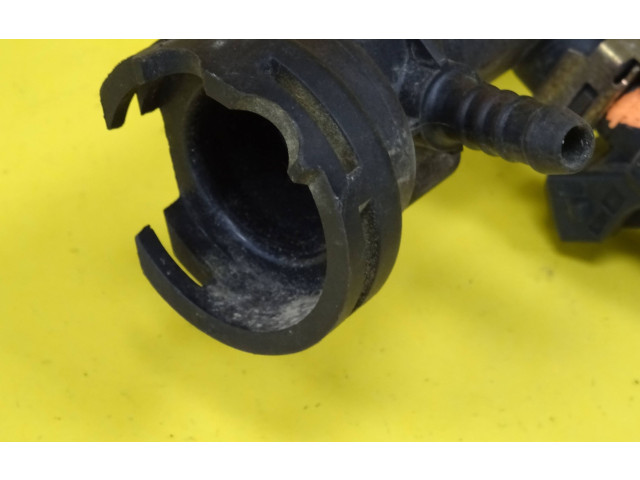 Топливная рампа 030906031E, 030133319L   Volkswagen Polo III 6N 6N2 6NF  