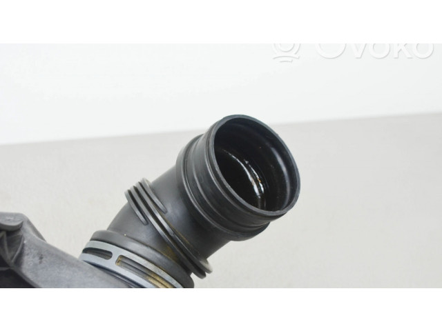 Pojistková skříňka Volkswagen Tiguan 2010