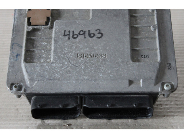 Блок управления двигателя Skoda Octavia Mk4