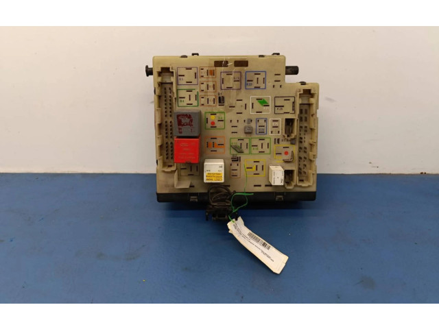 Блок предохранителей 91AG14A073AB Rover Rover