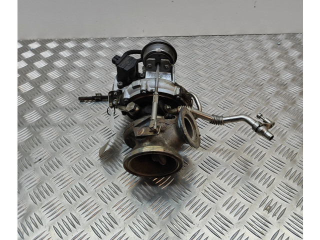 Turbodmychadlo Турбина 7576985 BMW X6 E71 N63 B44 A