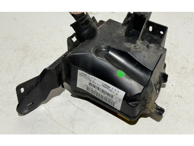 Блок предохранителей     Peugeot 2008 I    