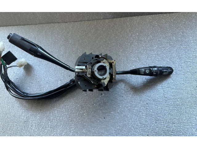 Ручка стеклоочистителей MB606947   Mitsubishi Pajero