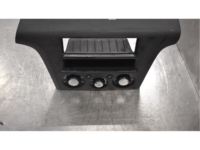 Блок управления климат-контролем Mitsubishi Outlander