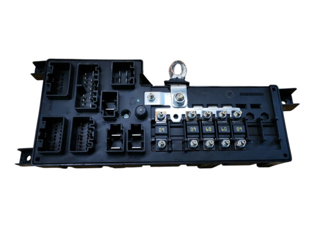 Блок предохранителей 8637841, 518717004 Volvo S60