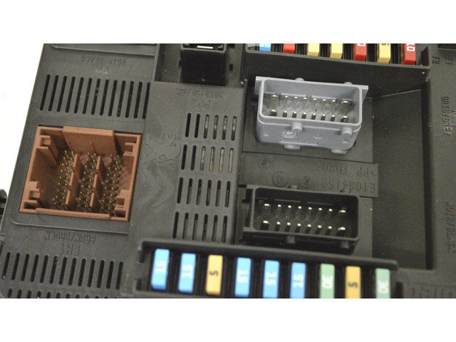 Блок комфорта 9819850080 Peugeot 2008 II