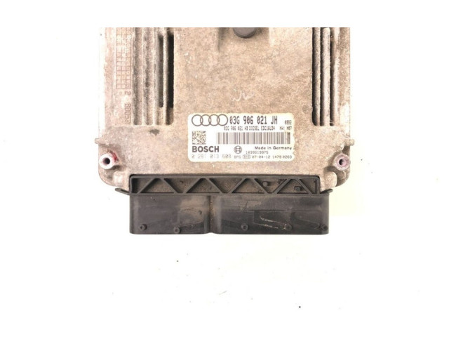 Řídící jednotka 03G906021JH, 0281013608 Audi RS3 8PA 2007