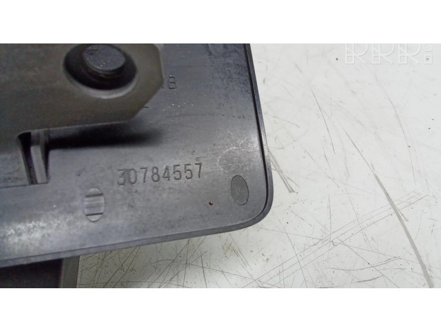 Замок задней крышки