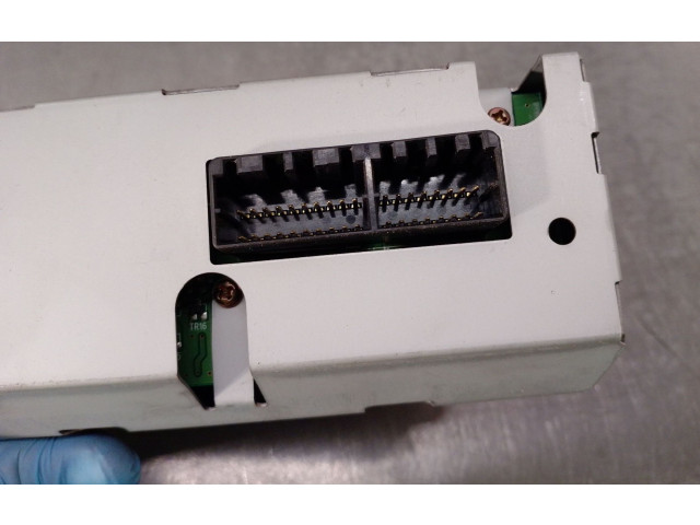 Дисплей MR975047, 66407080 Mitsubishi Carisma