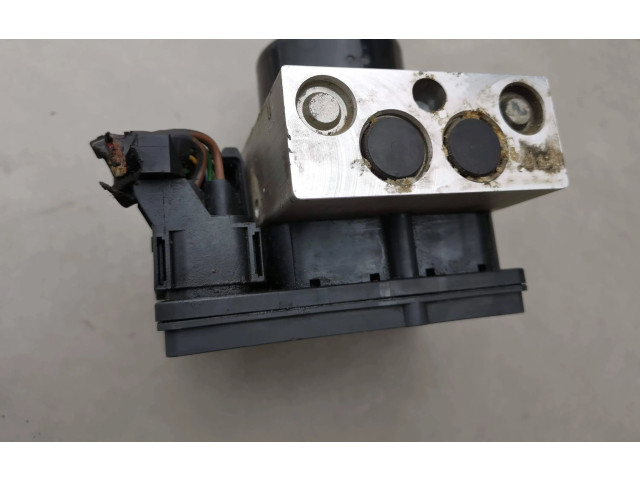 Блок АБС 30714956, 10092504113 Volvo V70 2005 - 2008 года