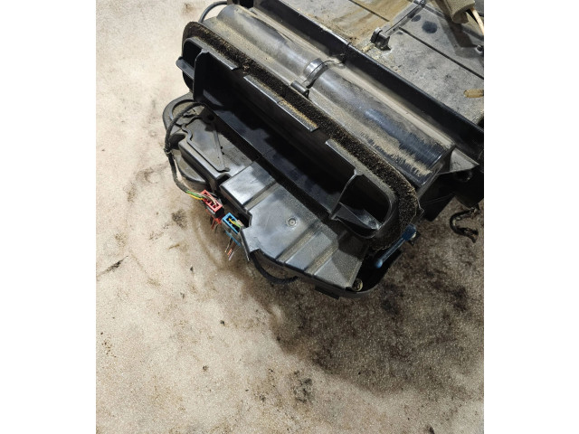 Вентилятор печки    4a0820137   Audi A6 S6 C4 4A