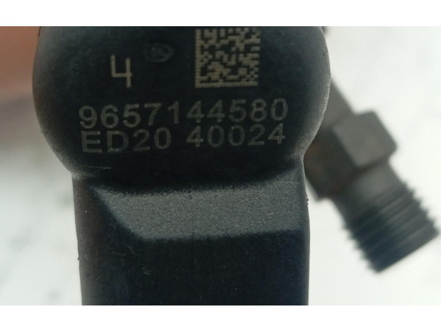 Форсунка 9657144580 Citroen Berlingo