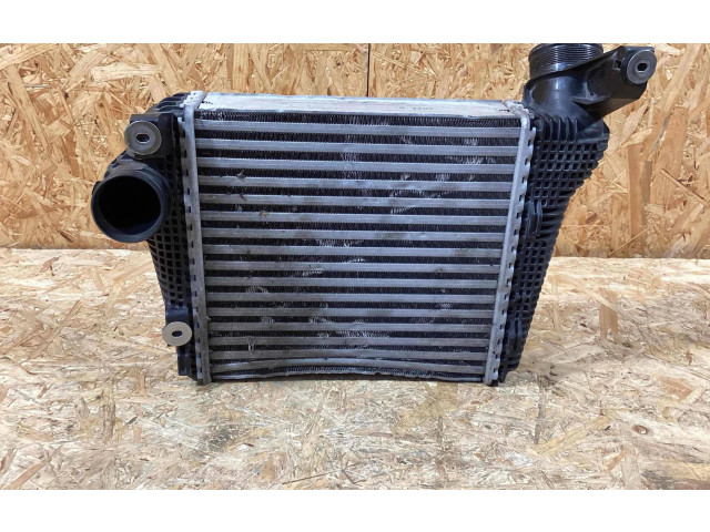 Интеркулер 95b145804e Porsche Macan