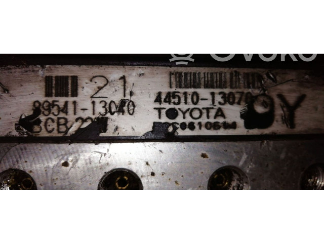 Блок АБС    Toyota  Corolla Verso E121  2001 - 2004 года
