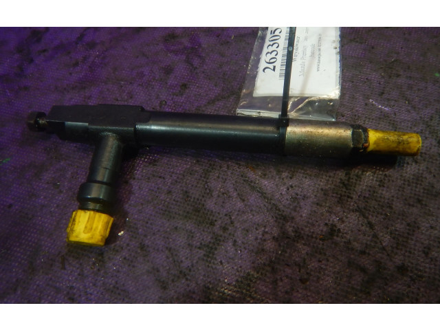 Vstřikovač 7390, 7390 Mazda Premacy RF4F