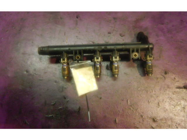 Vstřikovací lišta 235E2GL3A, 6160038904 Fiat Punto (188) 188A4000