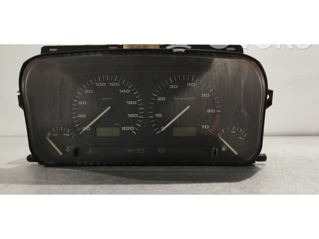 Панель приборов 1H6919033A   Volkswagen Golf III       